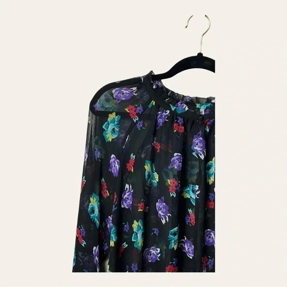 0411W. Elle SHEER LONG SLEEVE TOP KEYHOLE IN FRONT FLORAL PATTERN BLACK SIZE XL - Picture 3 of 9